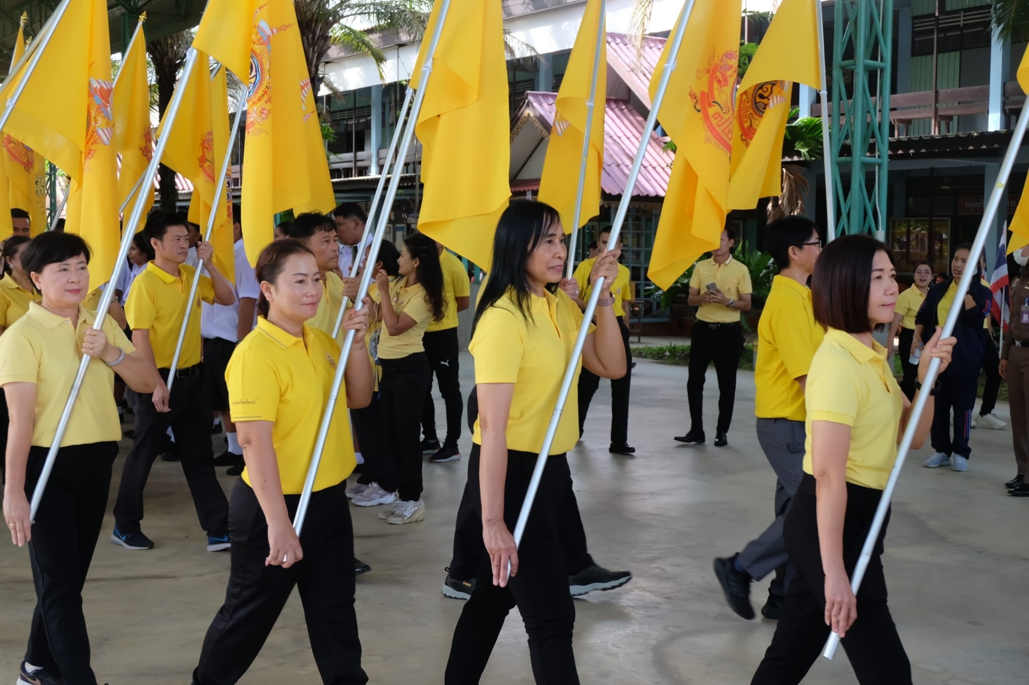 title - ร่วมพิธีเปิดกิจกรรม เดิน วิ่ง ปั่น ธงตราสัญลักษณ์งานเฉลิมพระเกียรติพระบาทสมเด็จพระเจ้าอยู่หัว เนื่องในโอกาสพระราชพิธีมหามงคลเฉลิมพระชนมพรรษา 6 รอบ 28 กรกฎาคม 2567 เพื่อเป็นการแสดงความจงรักภักดีและสำนึก ในพระมหากรุณาธิคุณของพระบาทสมเด็จพระเจ้าอยู่หัว